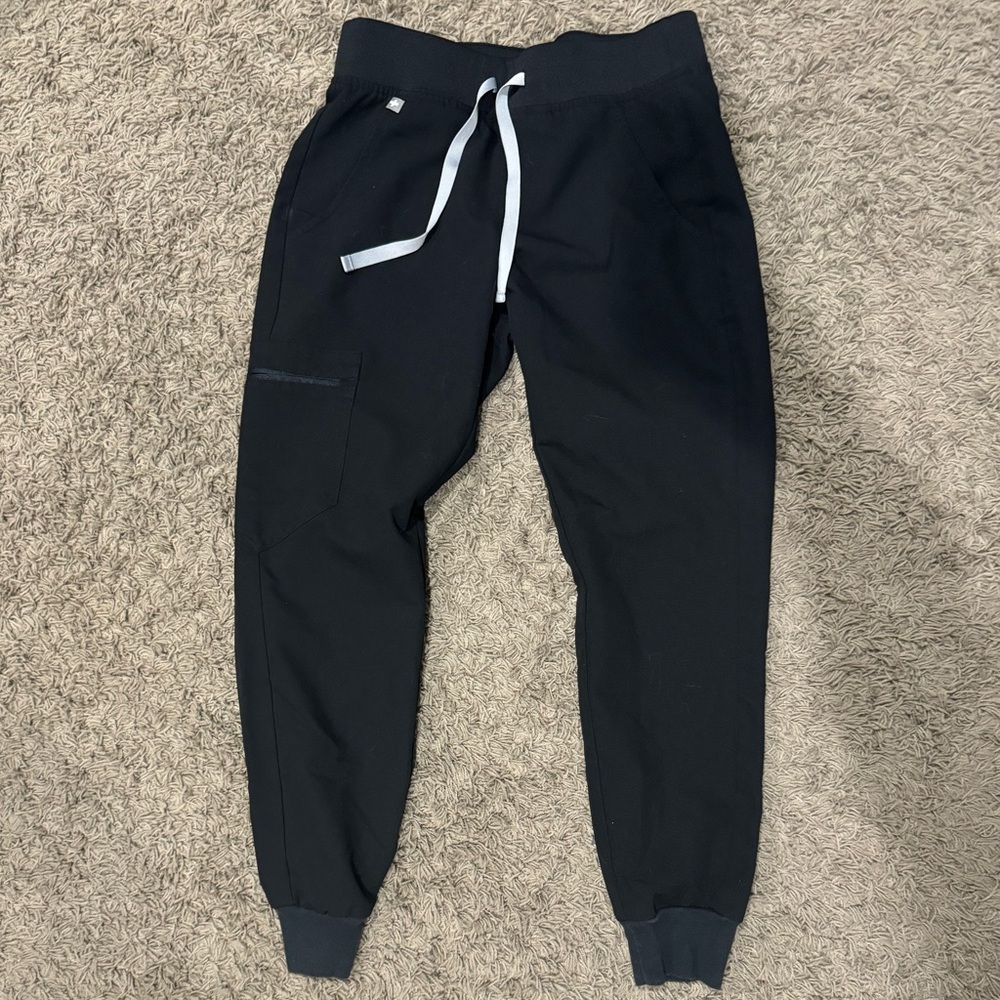 FIGS SCRUB PANTS
xsmall PETITE